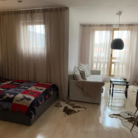 Διαμέρισμα 9, St John Park *