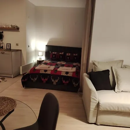 9, St John Park Μπάνσκο