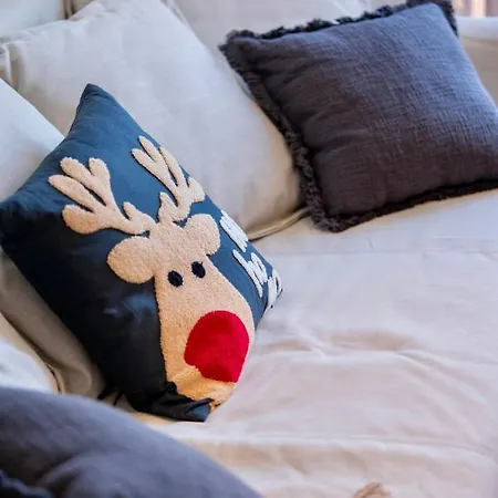 9, St John Park Μπάνσκο