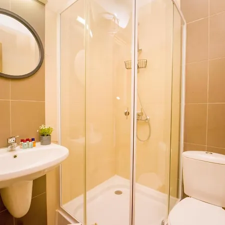 9, St John Park * Bansko