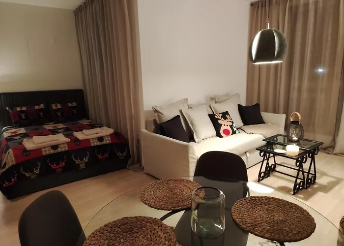 Apartment 9, St John Park *